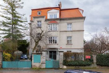 Prodej bytu 4+kk v osobním vlastnictví 119 m², Praha 6 - Hradčany