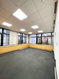 Pronájem kancelářských prostor 93 m², Praha 9 - Libeň