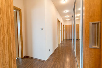 Prodej bytu 4+kk v osobním vlastnictví 93 m², Hradec Králové