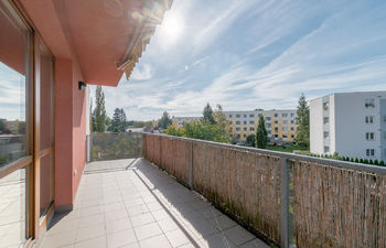 Prodej bytu 4+kk v osobním vlastnictví 93 m², Hradec Králové