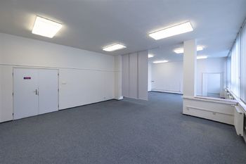 Pronájem kancelářských prostor 195 m², Brno