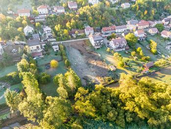 Pohled na pozemek - Prodej pozemku 1447 m², Choteč