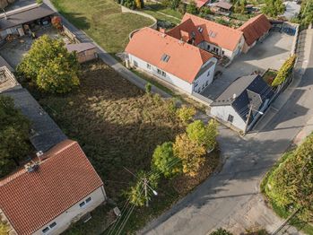 Prodej pozemku 750 m², Svárov