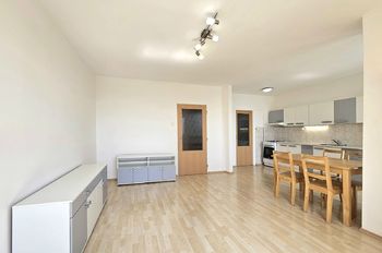 obývací pokoj - Prodej bytu 3+kk v družstevním vlastnictví 74 m², Praha 4 - Chodov
