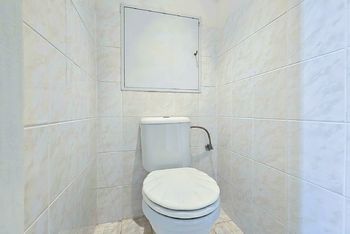 samostatné wc - Prodej bytu 3+kk v družstevním vlastnictví 74 m², Praha 4 - Chodov