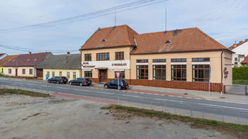 Prodej hotelu 727 m², Ostrovačice