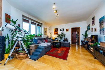 Prodej bytu 2+1 v osobním vlastnictví, Praha 6 - Střešovice