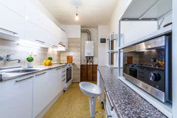 Prodej bytu 4+1 v osobním vlastnictví 96 m², Praha 9 - Vysočany