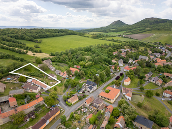 Prodej pozemku 2061 m², Chožov