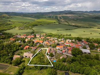 Prodej pozemku 2061 m², Chožov