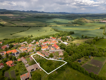 Prodej pozemku 2061 m², Chožov