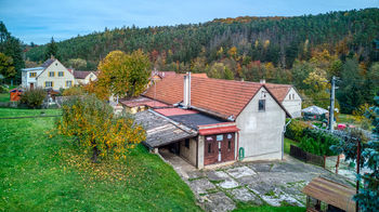 Prodej domu 344 m², Mníšek pod Brdy