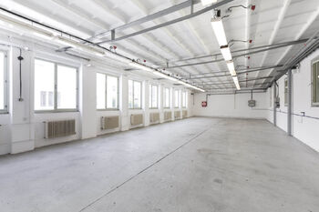 Prodej výrobních prostor 1507 m², Horažďovice