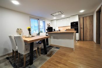 Prodej bytu 4+kk v osobním vlastnictví 92 m², Hradec Králové