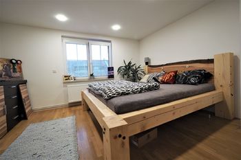Prodej bytu 4+kk v osobním vlastnictví 92 m², Hradec Králové