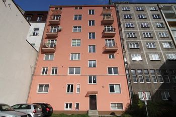 Prodej bytu 3+1 v osobním vlastnictví 109 m², Karlovy Vary