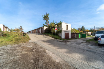 Prodej garáže 18 m², Brno (ID 309-NP00252)