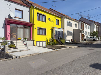 Prodej penzionu 271 m², Zaječí (ID 268-NP02065)