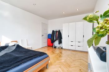 Prodej bytu 2+kk v osobním vlastnictví 60 m², Praha 8 - Kobylisy