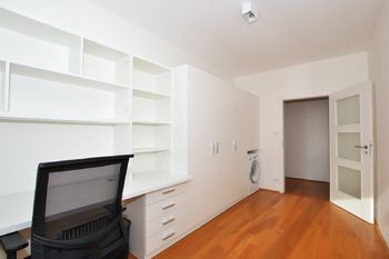 Pronájem bytu 4+1 v osobním vlastnictví 102 m², Praha 5 - Hlubočepy