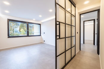 Prodej bytu 5+kk v osobním vlastnictví 122 m², Praha 8 - Libeň