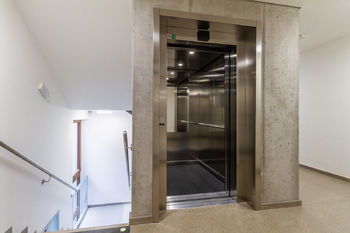 Prodej bytu 3+kk v osobním vlastnictví 72 m², Praha 8 - Dolní Chabry