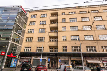 Pronájem bytu 1+1 v osobním vlastnictví 50 m², Praha 5 - Smíchov