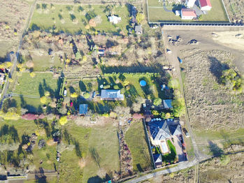 Prodej pozemku 7631 m², Slaný