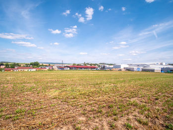 Prodej pozemku 10347 m², Dolní Kralovice