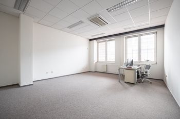 Pronájem kancelářských prostor 32 m², Plzeň