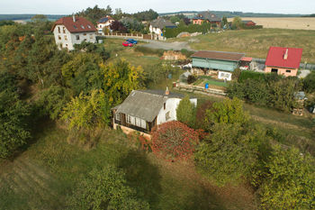 Prodej pozemku 1872 m², Hromnice