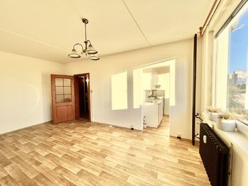 Prodej bytu 1+1 v osobním vlastnictví 29 m², Praha 8 - Troja