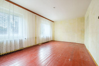 1.NP - obývací pokoj  - Prodej domu 120 m², Most