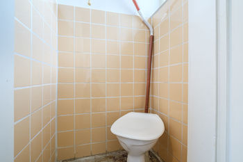 1.NP - toaleta  - Prodej domu 120 m², Most
