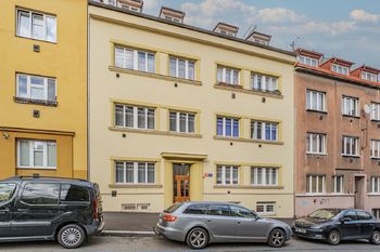Prodej bytu garsoniéra v osobním vlastnictví 26 m², Praha 6 - Břevnov