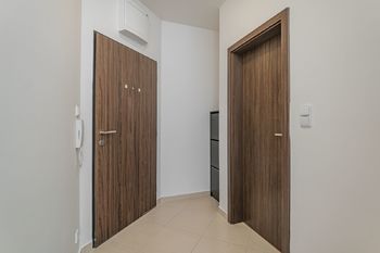 Pronájem bytu 2+kk v osobním vlastnictví 44 m², Praha 10 - Dolní Měcholupy
