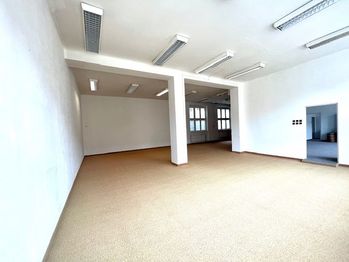 Pronájem kancelářských prostor 80 m², Valašské Meziříčí