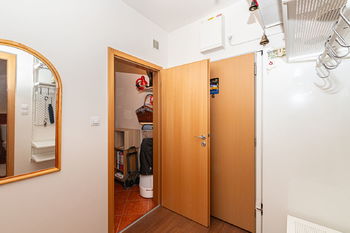 Prodej bytu 2+kk v osobním vlastnictví 50 m², Praha 9 - Vysočany