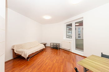 Prodej bytu 2+kk v osobním vlastnictví 45 m², Praha 9 - Kyje
