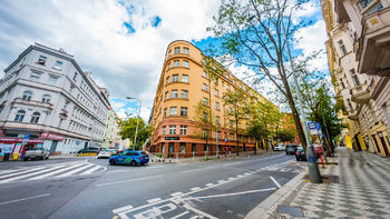 Prodej bytu 2+1 v osobním vlastnictví 76 m², Praha 3 - Žižkov