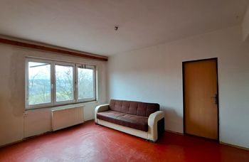 obývací pokoj  - Prodej bytu 3+1 v osobním vlastnictví 74 m², Ročov