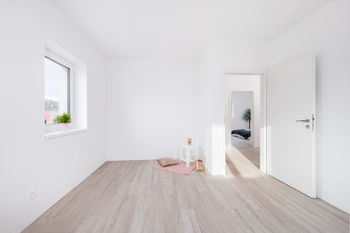 2. NP - pokoj 14,66 m2 - Prodej bytu 5+kk v osobním vlastnictví 127 m², Srubec