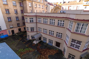 Prodej bytu 2+kk v osobním vlastnictví 51 m², Praha 7 - Holešovice
