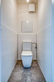 WC - Prodej bytu 2+kk v osobním vlastnictví 49 m², Praha 9 - Černý Most