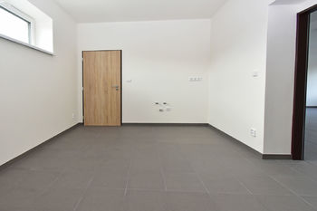 kancelář / sklad / kuchyně / přípravna - Pronájem kancelářských prostor 57 m², Kostelec nad Labem