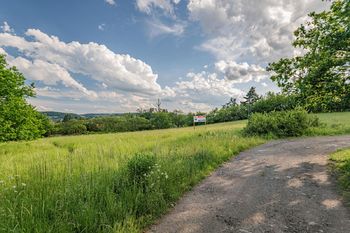 Prodej pozemku 1847 m², Pyšely