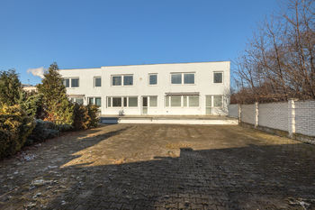 Prodej domu 1000 m², Praha 10 - Štěrboholy