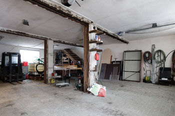 Prodej domu 1000 m², Praha 10 - Křeslice