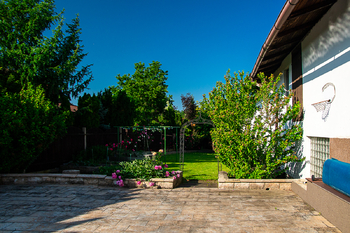 Prodej domu 1000 m², Praha 10 - Křeslice