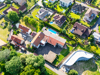 Prodej domu 1000 m², Praha 10 - Křeslice